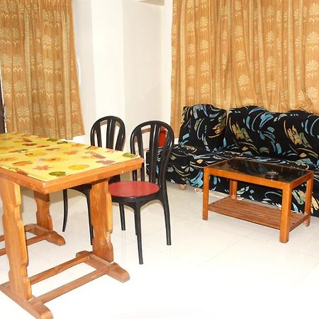 Hotel Trinath Nayagarh Bagian luar foto